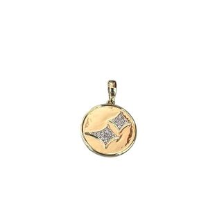 GLD Stars Coin Pendant 18k